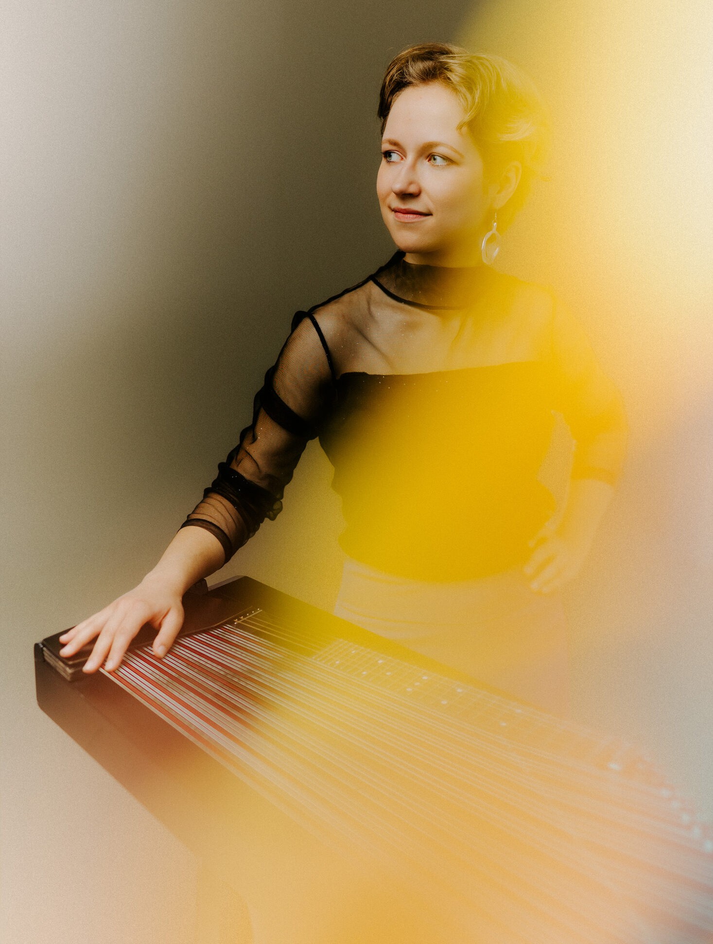 Sarah Luisa Wurmer an der Zither